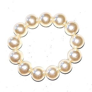 PEARL BRACELET BIG 1/2”CREAM SMOOTH PEARLS STRETCH BRACELET ONE SIZE NEW